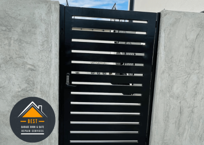 Privacy Metal Entry Gate, Modern Metal Gate. Pedestrian Metal Slat Gate.